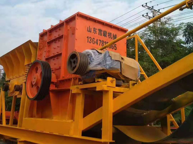 時(shí)產(chǎn)20噸小型鵝卵石制砂機(jī)多少錢一臺(tái)？都有哪些型號(hào)可選擇？